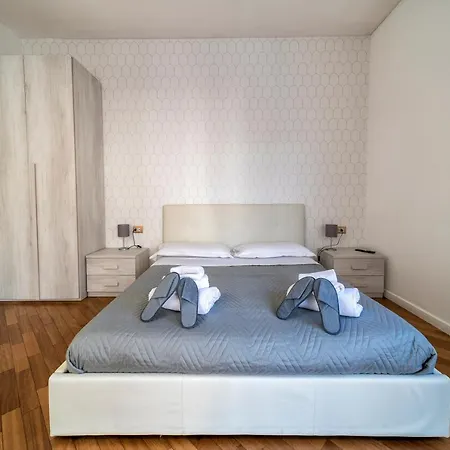 Apartament Dante 138 Class & Bari