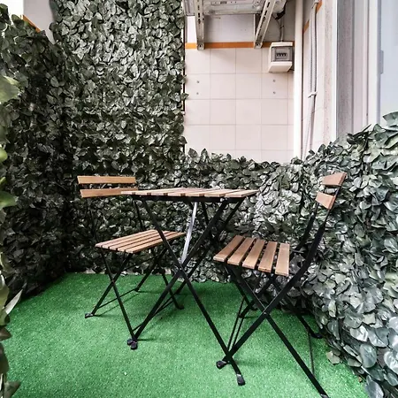 Dante 138 Class & Apartament *