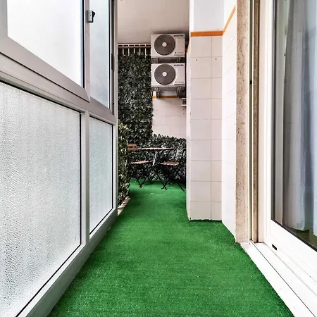 Dante 138 Class & * Bari